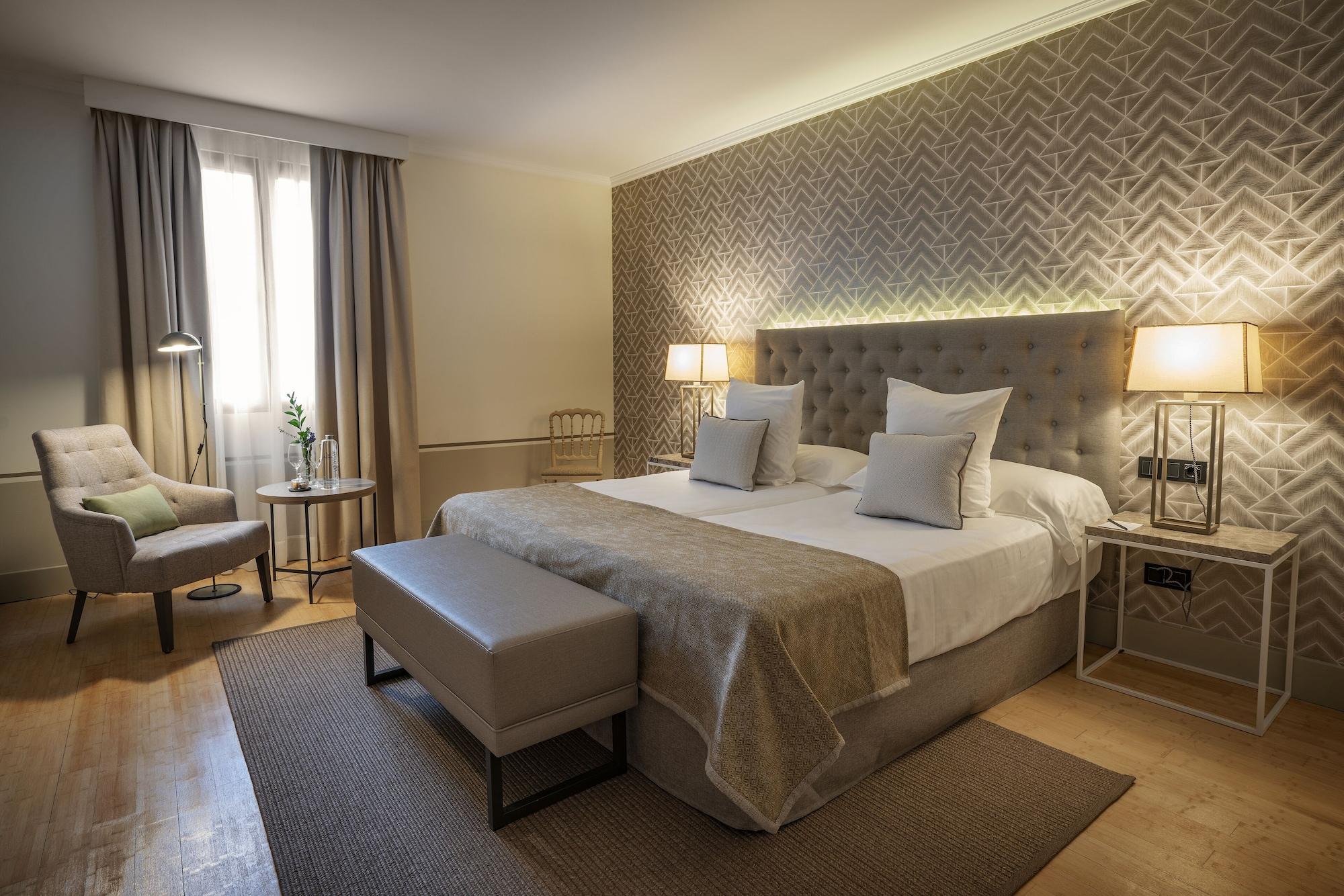 Hospes Palacio De Arenales & Spa Касерес Экстерьер фото Deluxe room