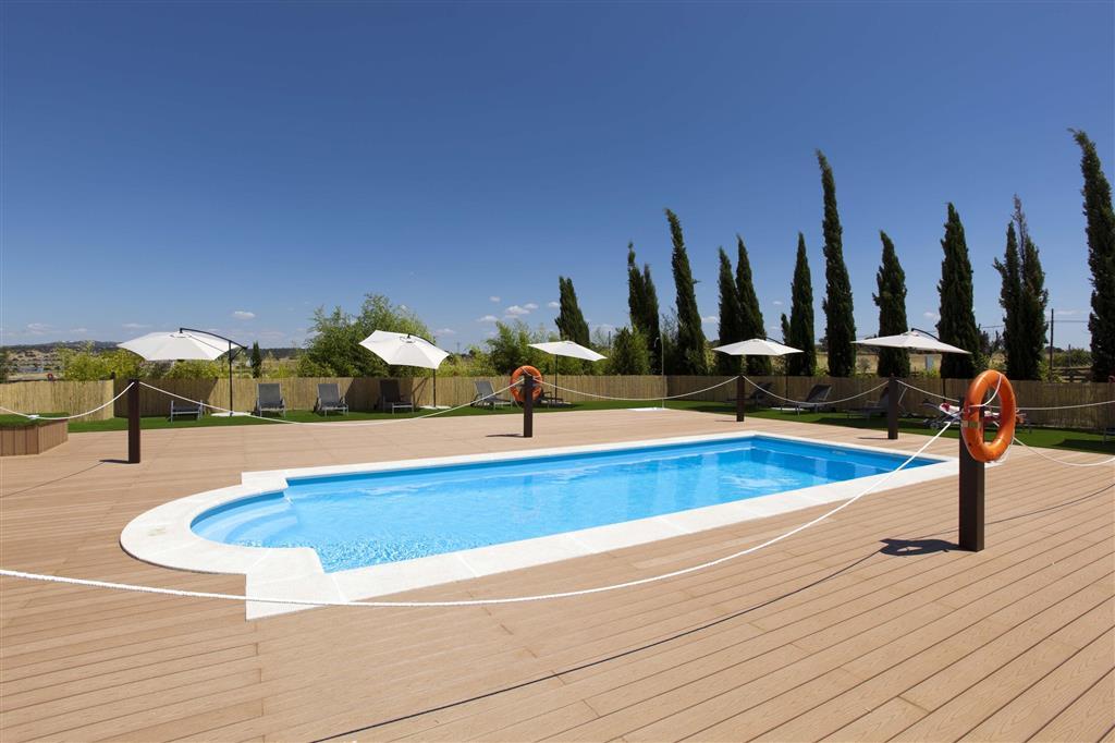 Hospes Palacio De Arenales & Spa Касерес Удобства фото Swimming pool