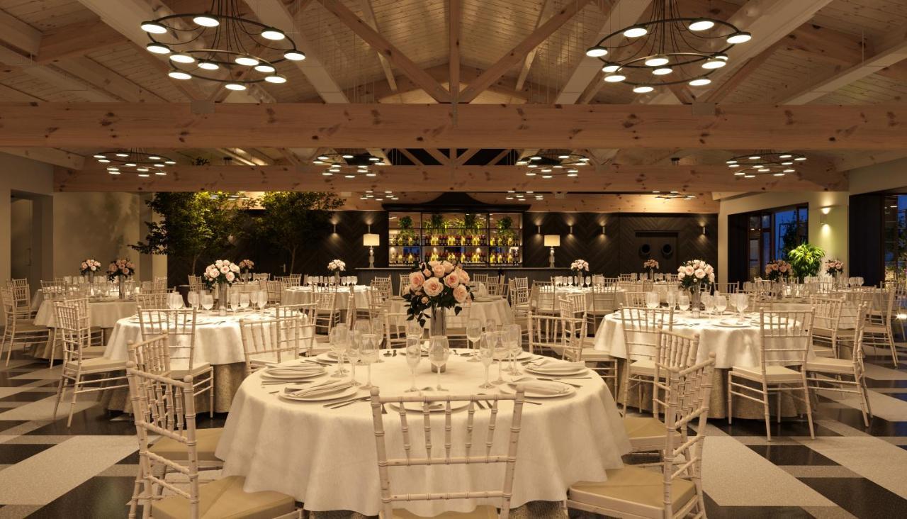Hospes Palacio De Arenales & Spa Касерес Экстерьер фото The interior of the restaurant